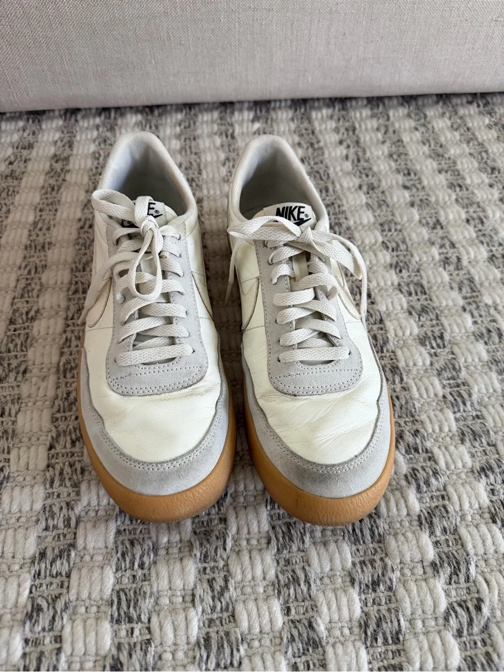 Nike Men’s Killshot 2 White and Gum Leather Casual Sneakers size 9.5